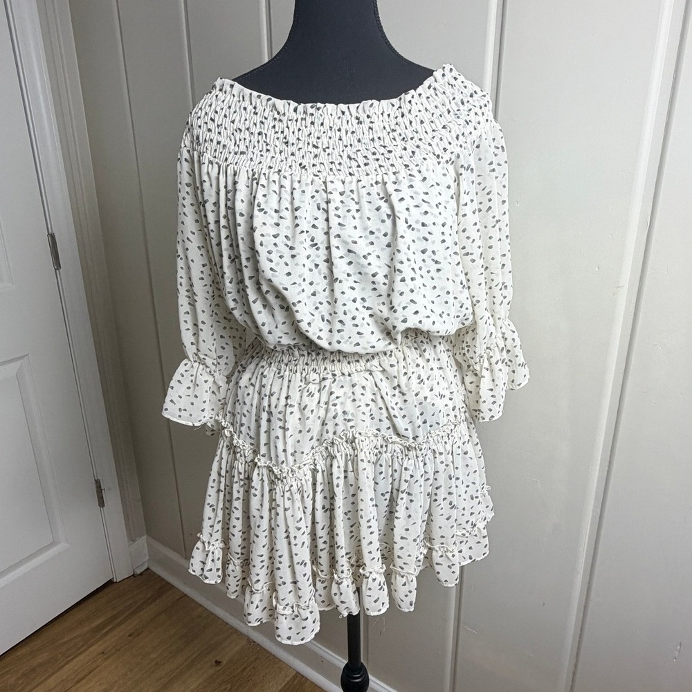 Vestique Off The Shoulder Smocked Mini Dress Cream Black Abstract Dot Size Small